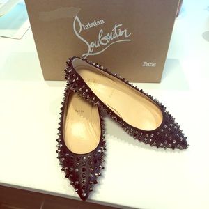 #SOLD Christian Louboutin Pigalle Spike EU 42 US 10